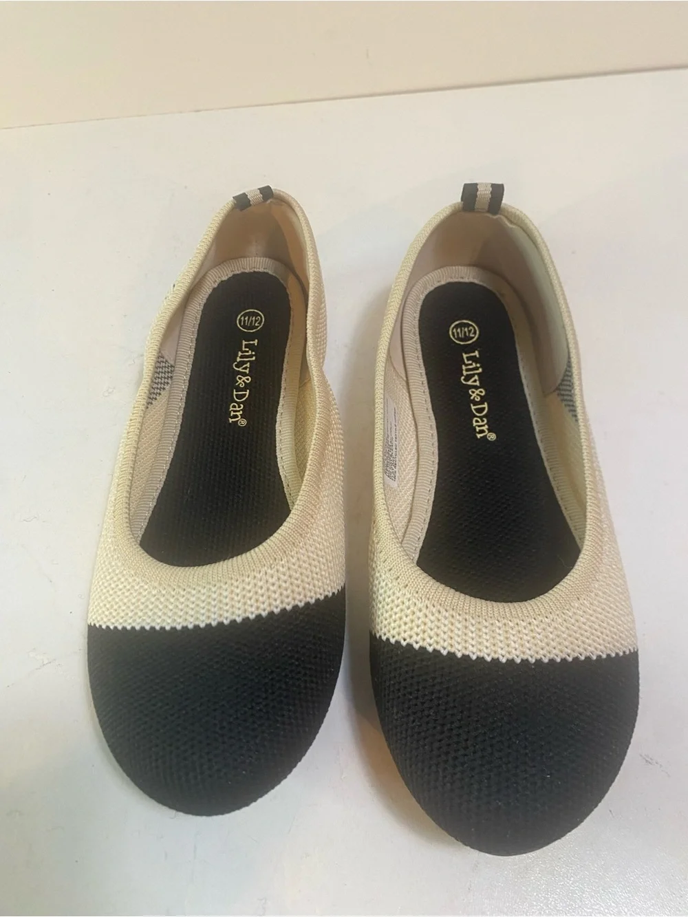 Lily And Dan Black & Ivory Woven Cat Detail Flats Size 11/12